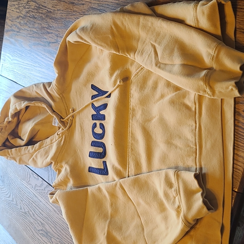 Lucky Brand vintage sweatshirt size S. Runs small fitted sweatshirt